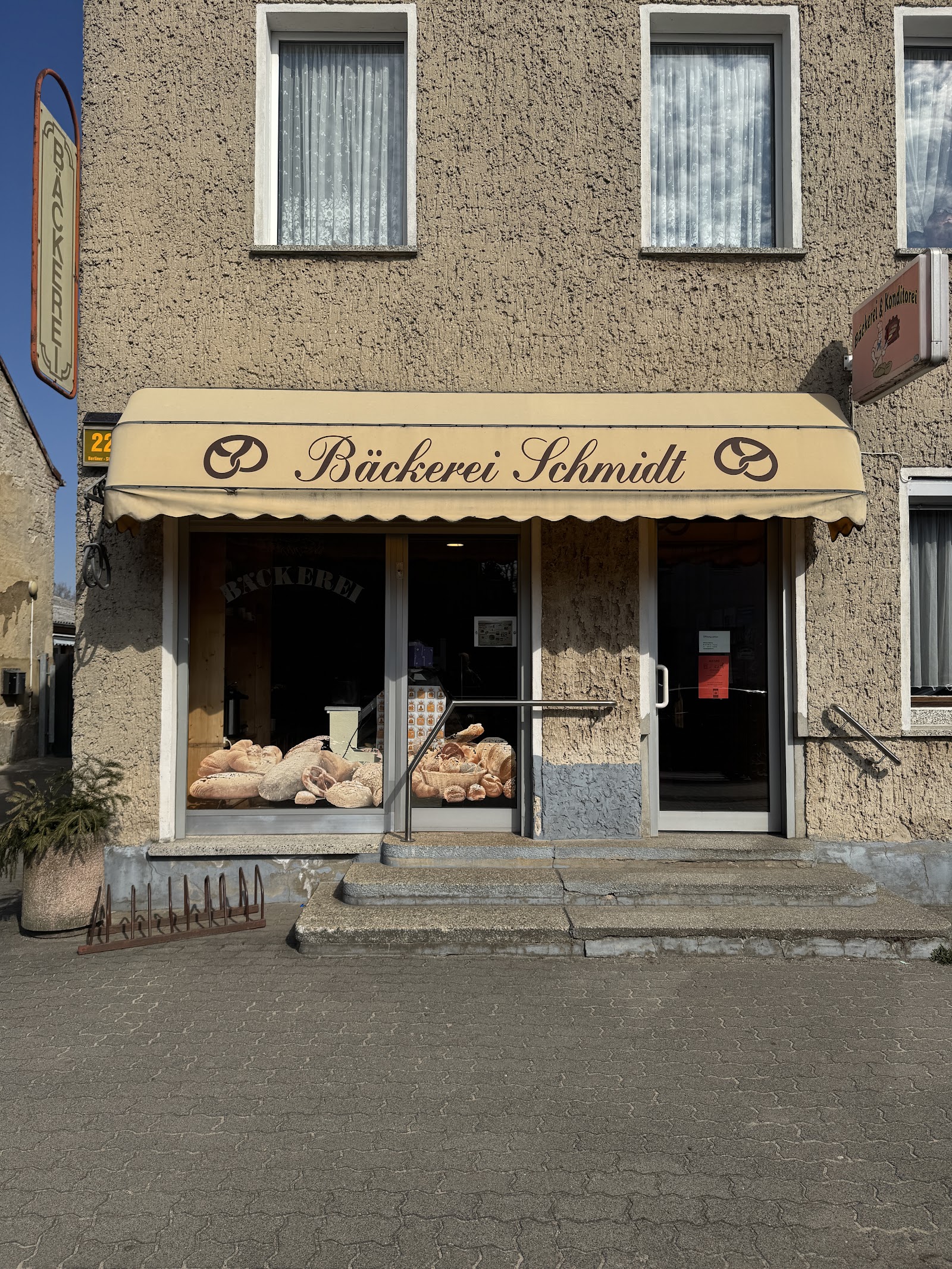 Frühstücksangebot der Bäckerei Schmidt